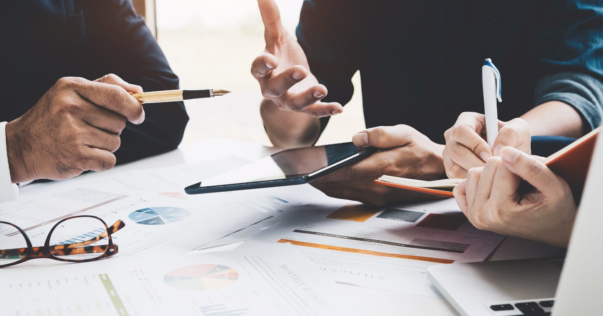 IPO準備で重要な「上場申請書類」とは？Ⅰの部・Ⅱの部の役割、必要書類一覧、審査のポイントを解説