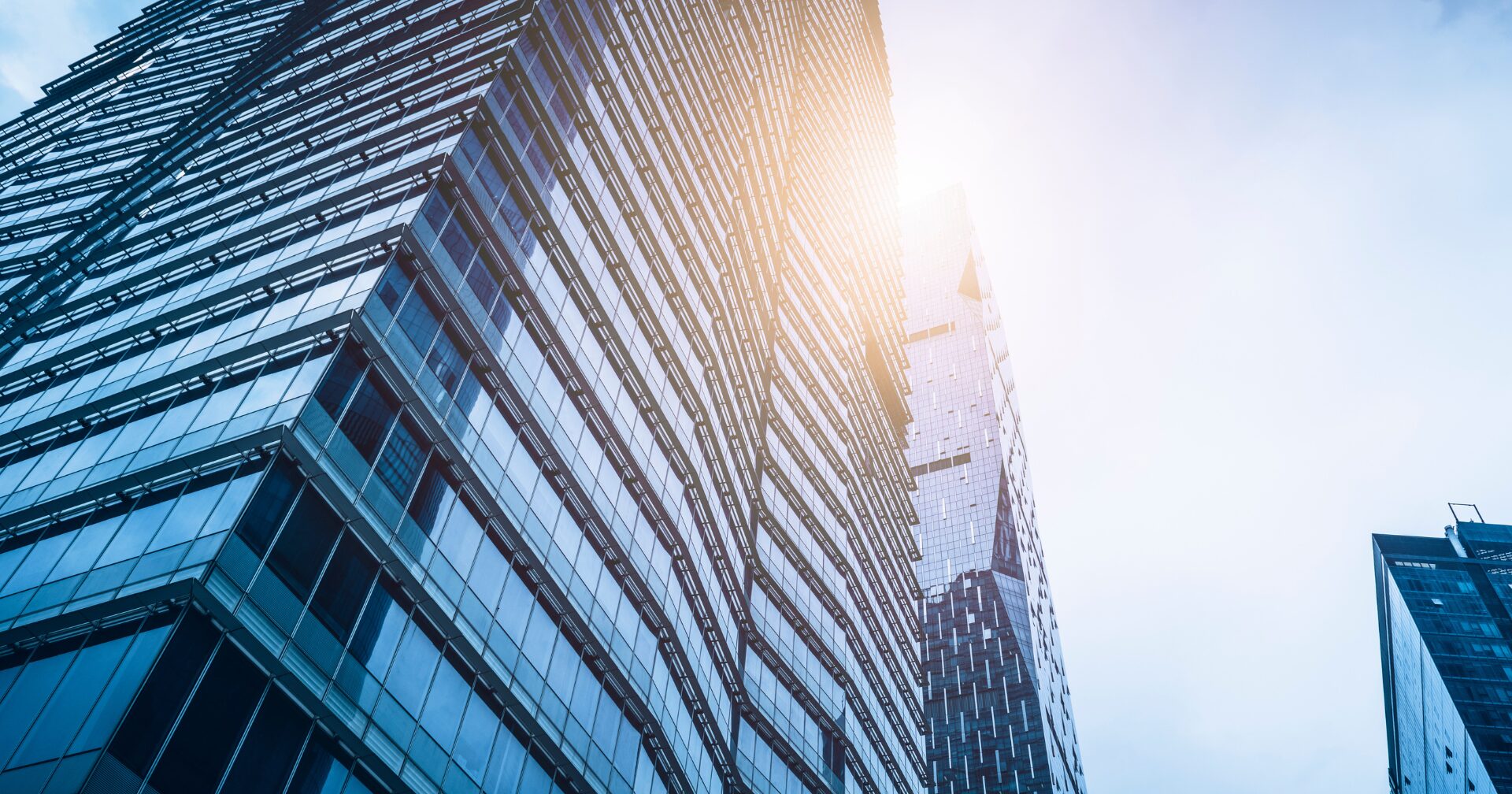 会計不正事案を受けた東証の審査強化とIPO準備企業のガバナンス・内部通報体制～ 東証資料（2025年12月12日）を受けた実務への影響と法務上の留意点～