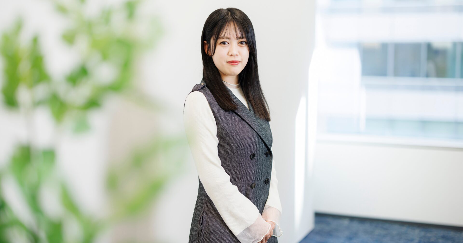 未経験でも「学びたい」「成長したい」を実現できる環境──第二新卒から始める法務事務の仕事