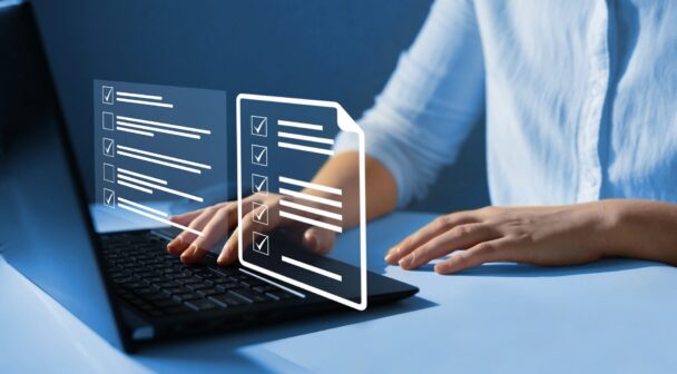契約書レビュー体制の自己診断チェックリスト｜属人化・業務負荷・AI活用状況を5分で診断【ダウンロードコンテンツ】